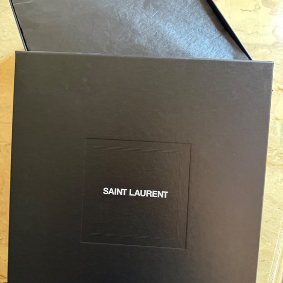 Saint Laurent women’s heels - Picture 5 of 8